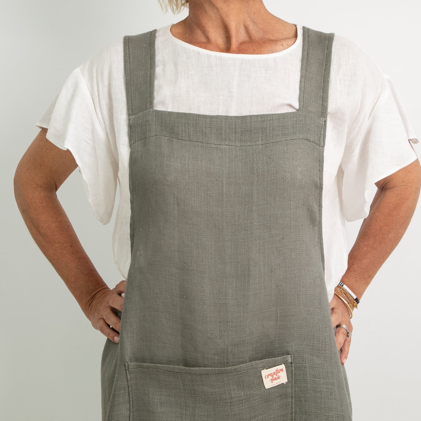 linen cross back apron