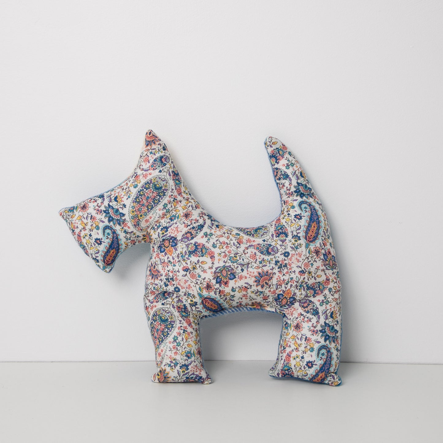 Reverse side of Blue Scotty Dog