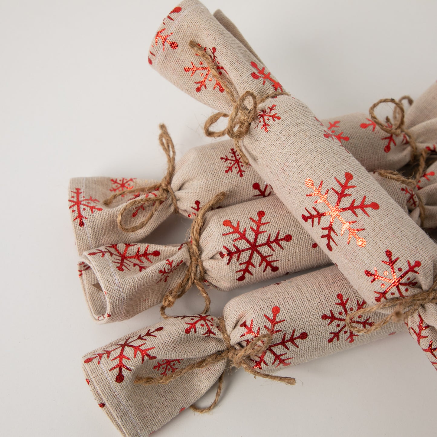 4 x Christmas Snowflake BonBons
