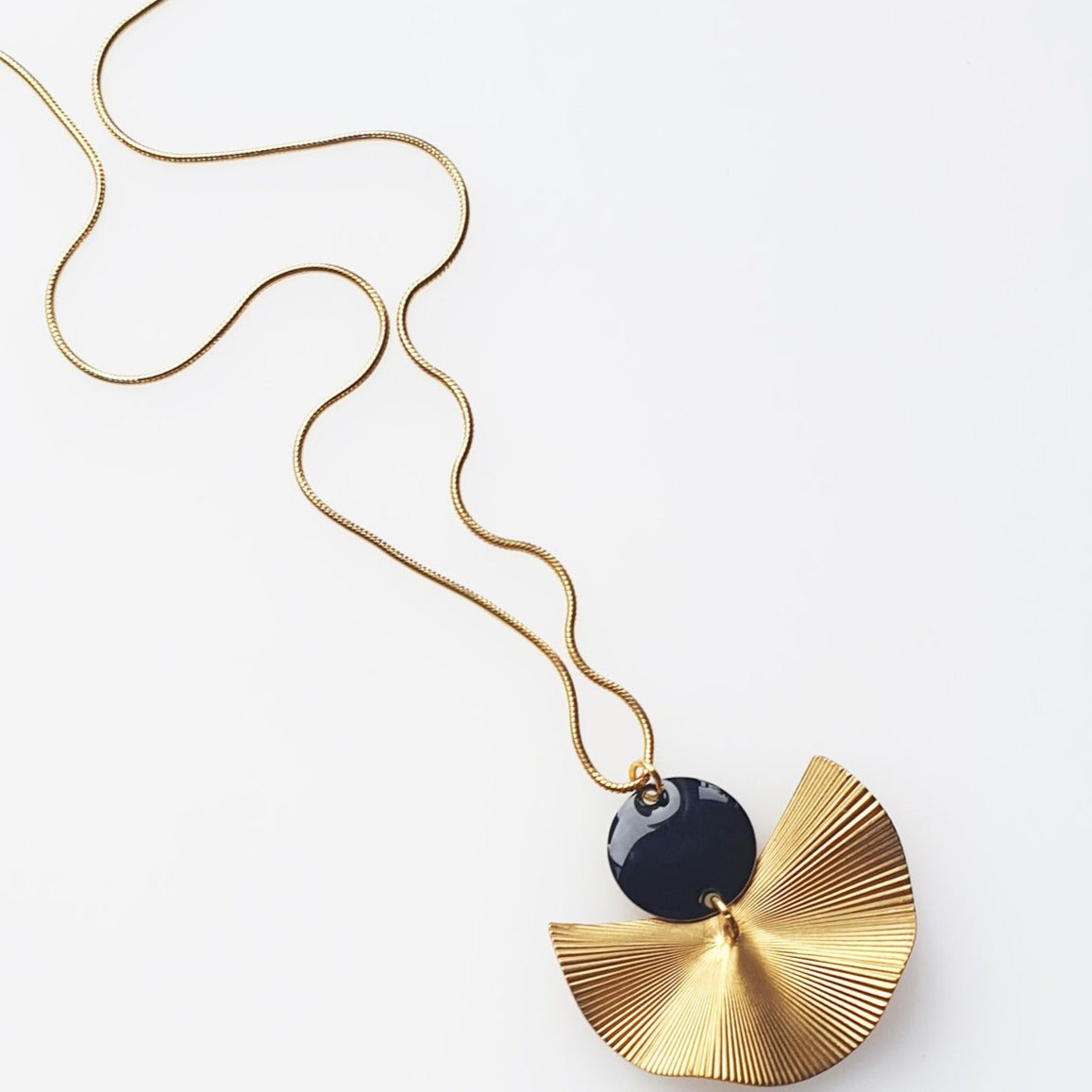 munroe necklace