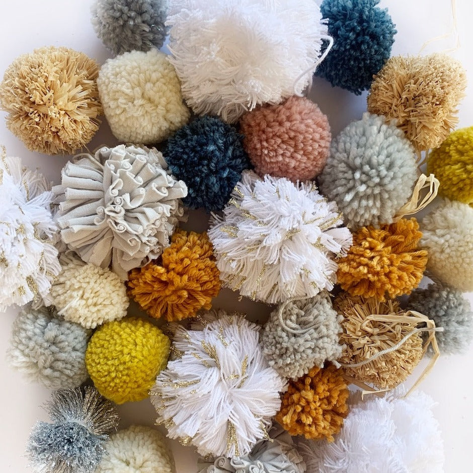 photo of various pompom colours, sizes and textures