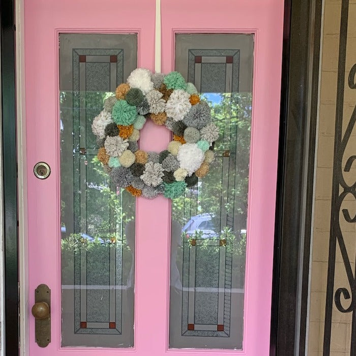pom-pom Christmas wreath
