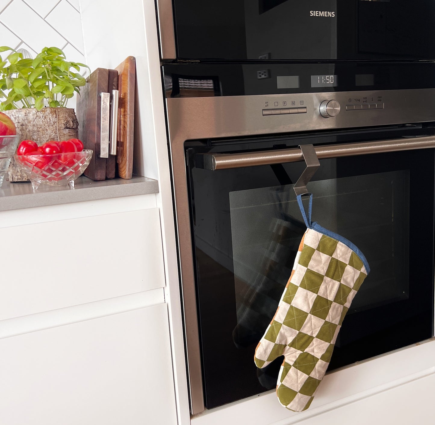 oven mitt - reversible