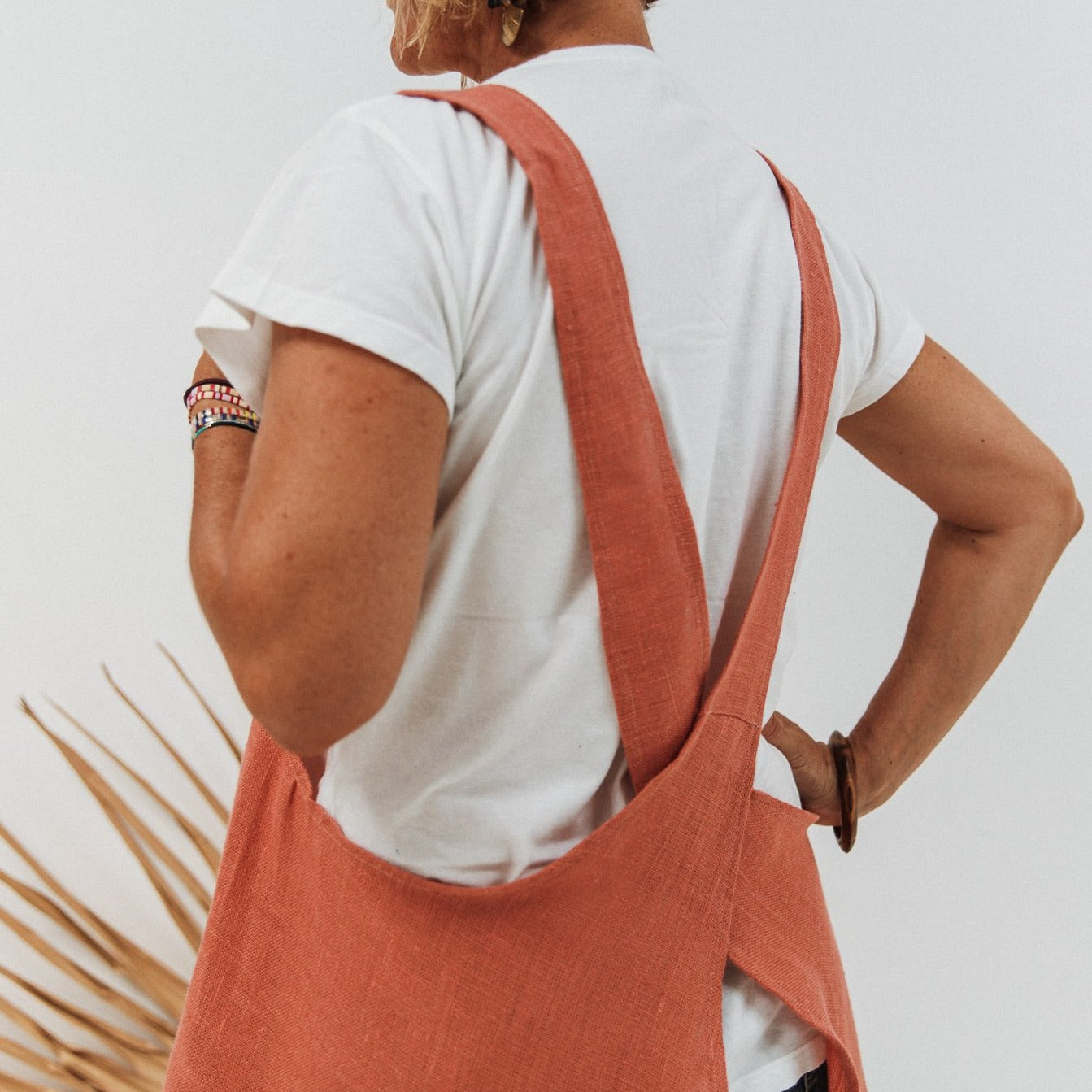 linen cross back apron