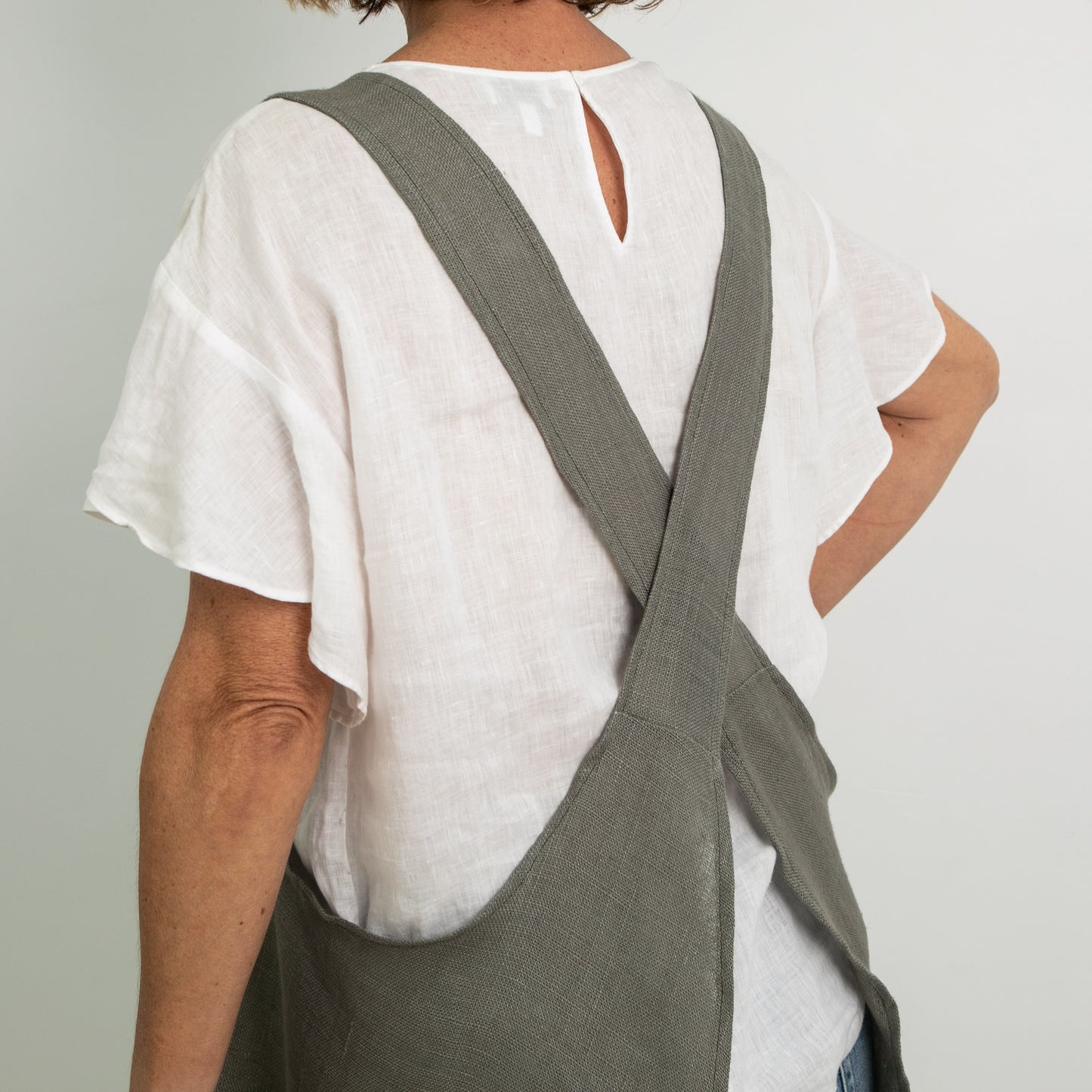 linen cross back apron