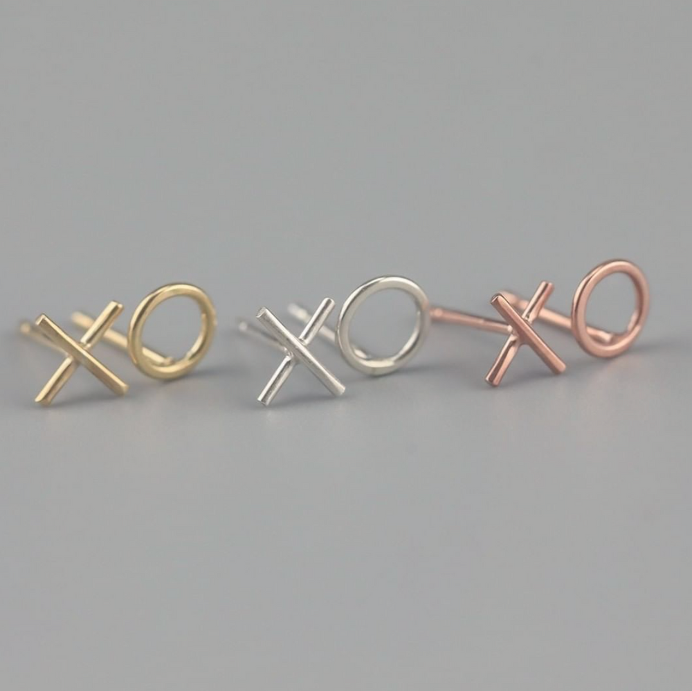 X & O stud earrings