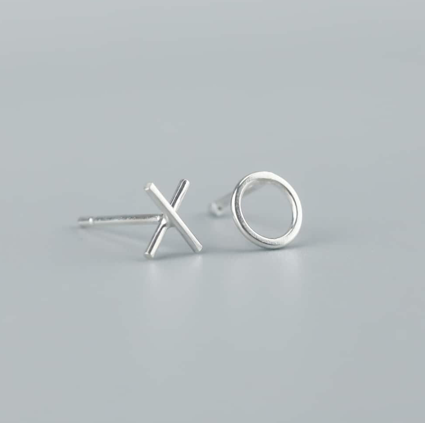 
                  
                    X & O stud earrings
                  
                